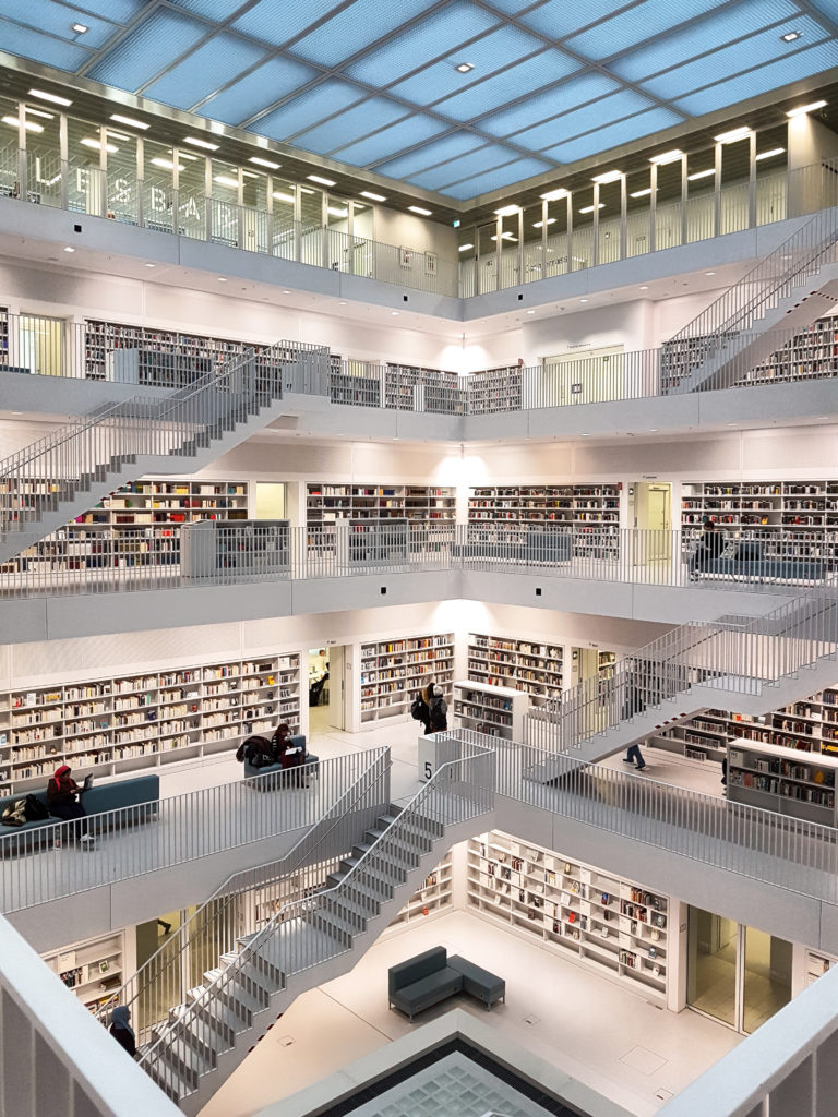 @corina1107 chose the Stadtbibliothek as one of the best places for photography in Stuttgart.